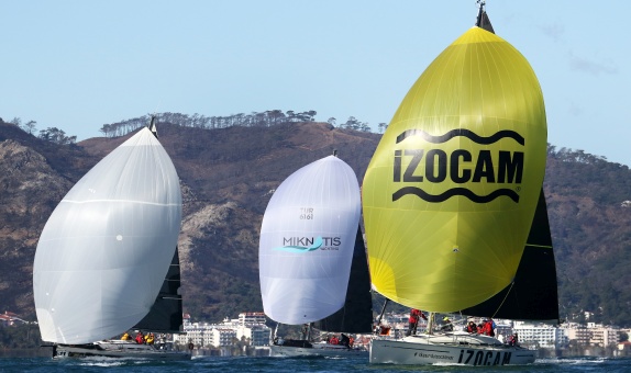 İzocam Yelken Takımı, BAYK Bodrum Kış Trofesi'nin Beşinci Ayağında 2'nci Oldu!